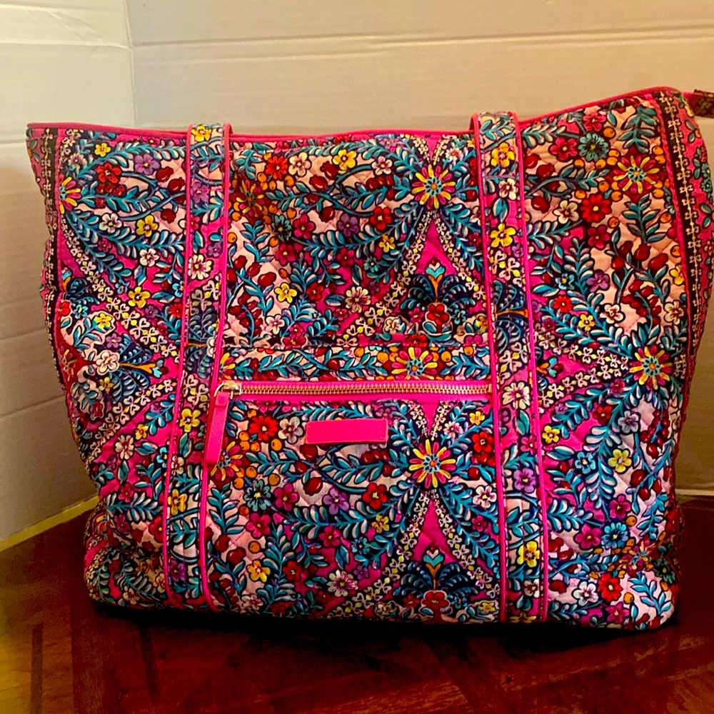 VERA BRADLEY LARGE OVERSIZED CLOTH TOTE BAG